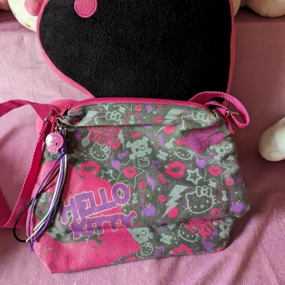 hello kitty purse/ crossbody bag gray pink/magenta purple - Picture 6 of 8